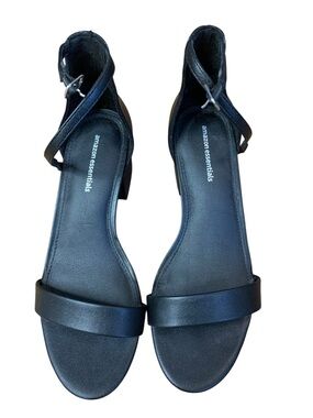 Amazon Essentials Black Ankle Strap Block Heel Sandals - Size 7